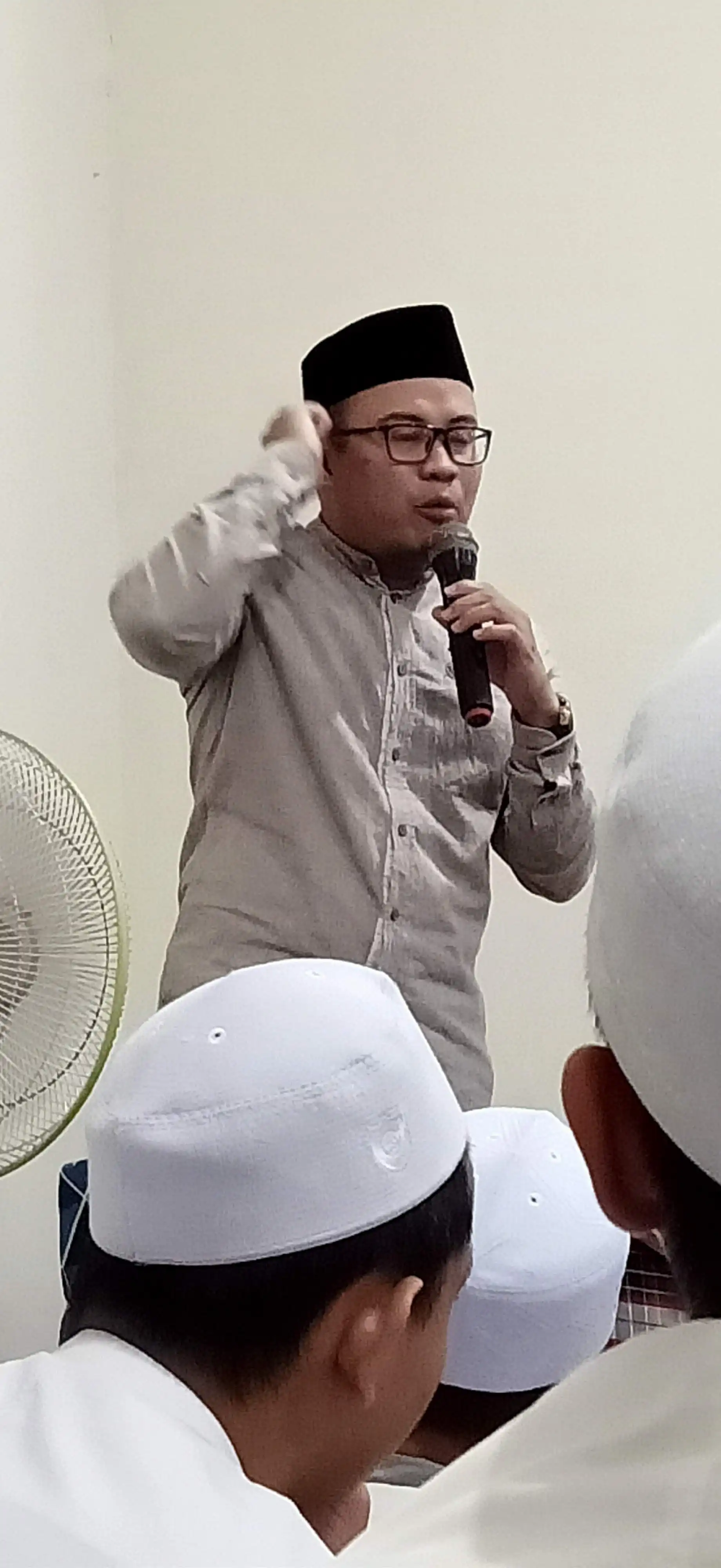 Seminar Akbar 8